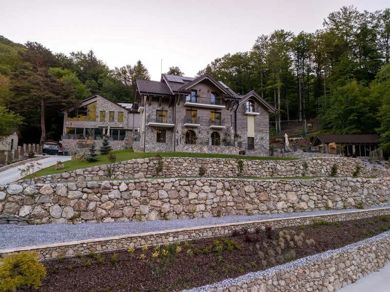 Pensiunea Vlădurel, fotografia 1